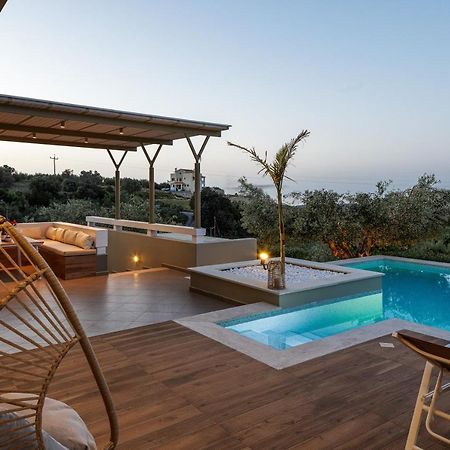 Rizes Villa With Jacuzzi & Heated Pool Agia Triada Bagian luar foto