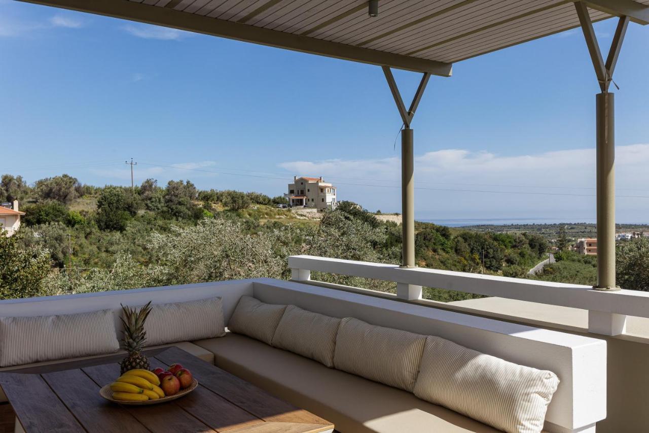 Rizes Villa With Jacuzzi & Heated Pool Agia Triada Bagian luar foto