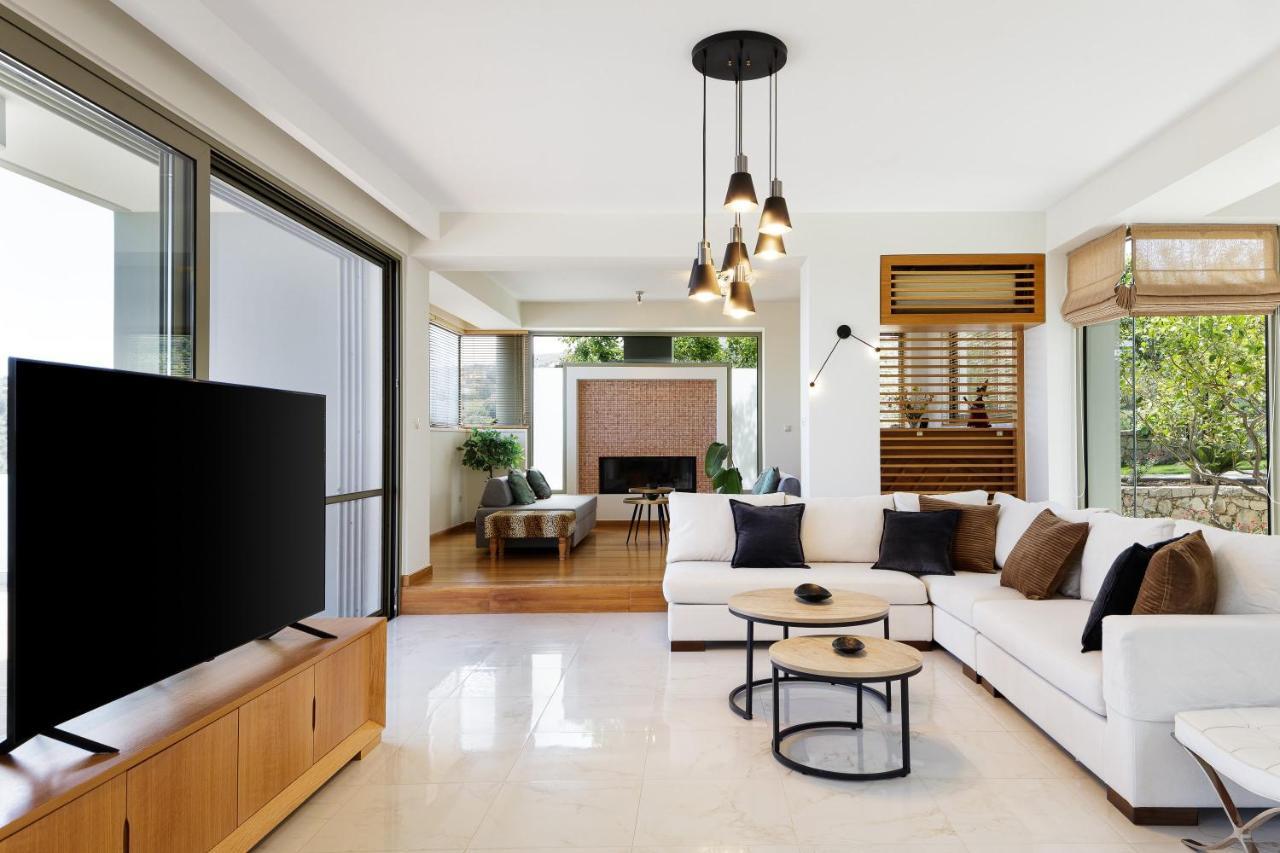Rizes Villa With Jacuzzi & Heated Pool Agia Triada Bagian luar foto