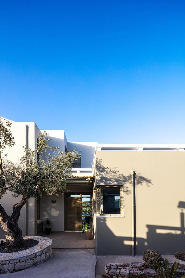 Rizes Villa With Jacuzzi & Heated Pool Agia Triada Bagian luar foto